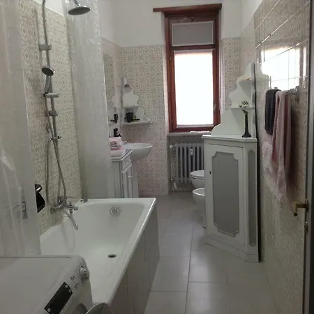 Apartment Via Bernardino Drovetti Turin